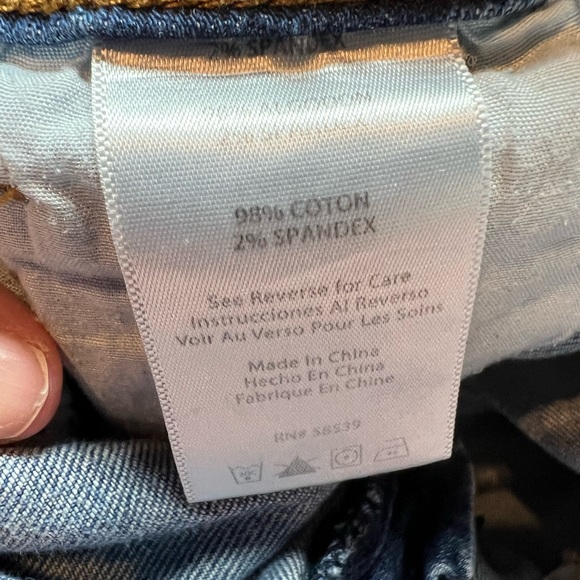 STS Blue Stretch Distressed White Wash Denim Cutoff Shorts, Size 28 - Picture 6 of 7